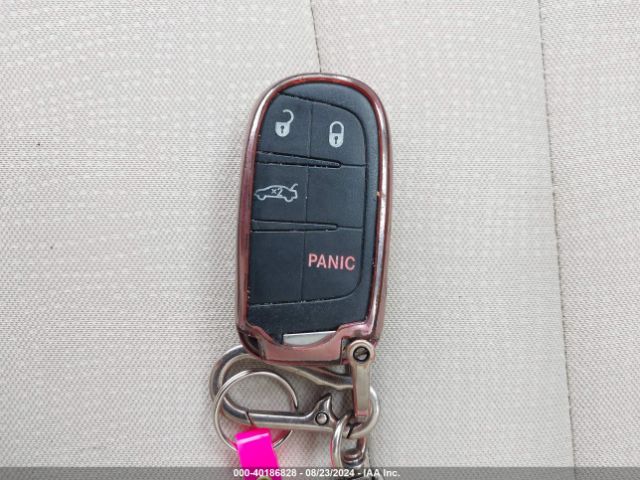 1C3CCCAB3FN504550 Chrysler 200 Limited