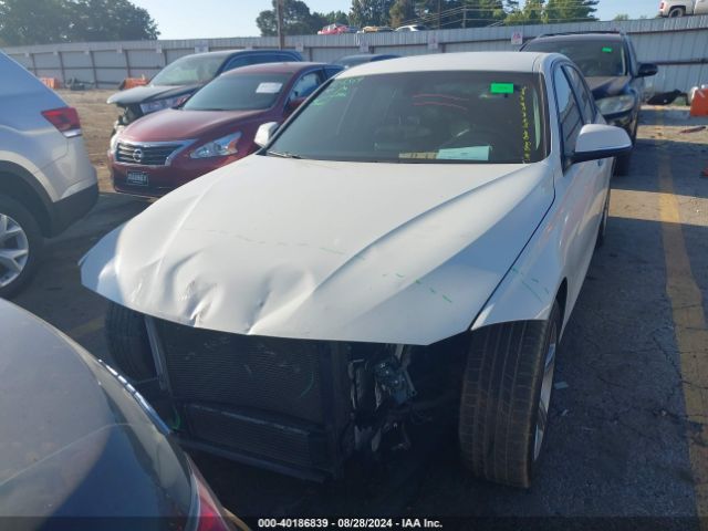 WBA3B1G59ENN90446 BMW 320i
