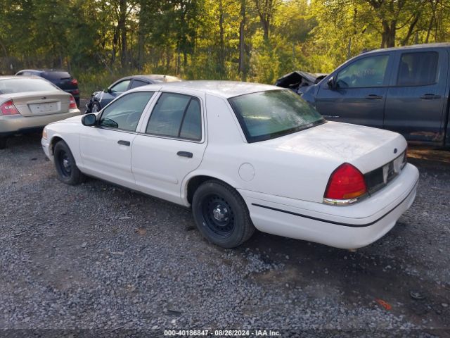1999 FORD CROWN VICTORIA 2FAFP71W9XX111620 Photo 2