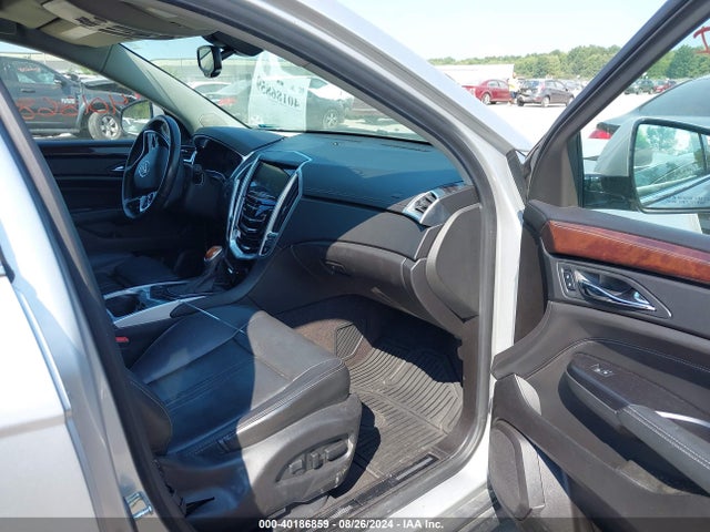 3GYFNEE3XGS579703 Cadillac Srx Luxury Collection