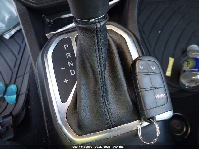 ZACCJABB4JPJ04076 Jeep Renegade Altitude Fwd
