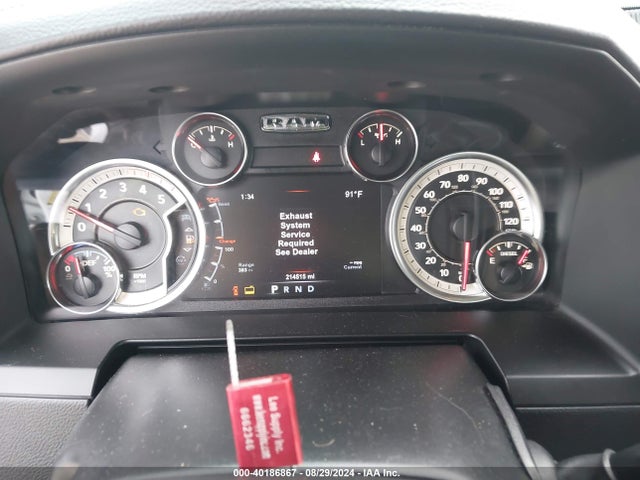 3C6UR5FL0JG368558 RAM 2500 Laramie  4x4 6'4 Box