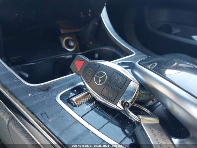 55SWF4JBXGU142527 Mercedes-Benz C 300 Luxury/sport