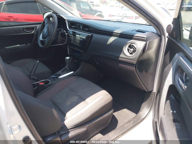 Toyota COROLLA LE 2018 5YFBURHEXJP773728 Image 5