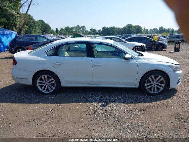 1VWBA7A34JC014701 Volkswagen Passat 2.0t Se