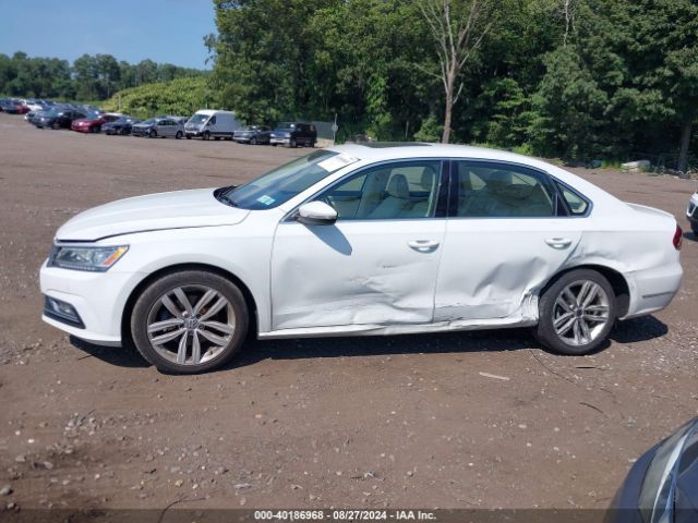 1VWBA7A34JC014701 Volkswagen Passat 2.0t Se