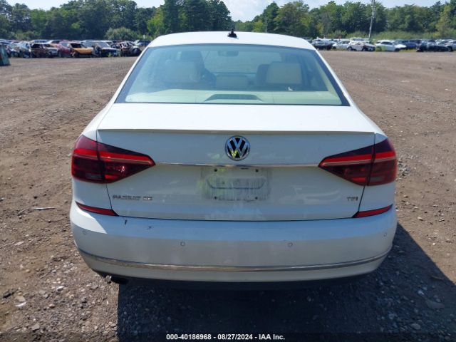 1VWBA7A34JC014701 Volkswagen Passat 2.0t Se