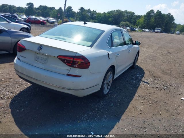 1VWBA7A34JC014701 Volkswagen Passat 2.0t Se