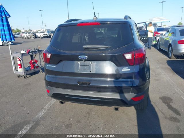 1FMCU0GD1KUB86598 Ford ESCAPE SE