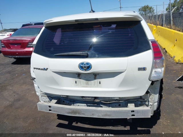 Toyota Prius V Four 2017 JTDZN3EUXHJ058113 Image 17