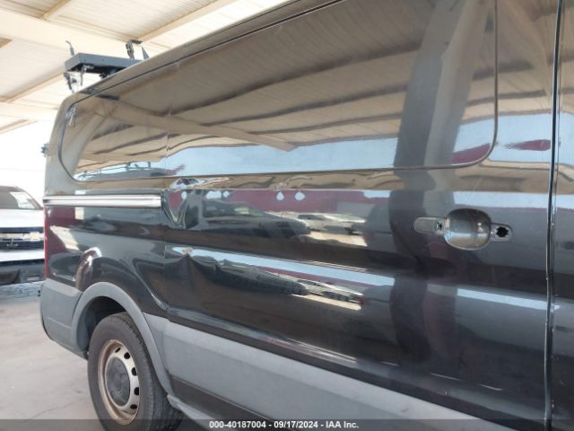 1FTYE1YM1FKA21650 Ford Transit-150