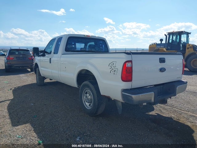 Ford F-250 Xl 2015 1FT7X2B68FEA63818 Image 3