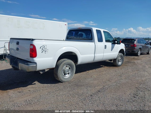 Ford F-250 Xl 2015 1FT7X2B68FEA63818 Image 4