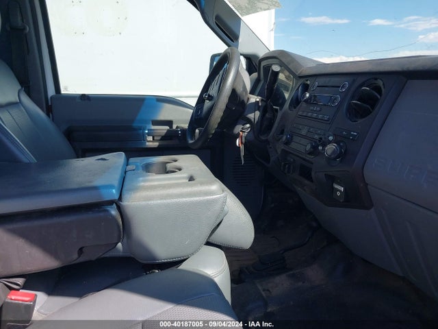 Ford F-250 Xl 2015 1FT7X2B68FEA63818 Image 5