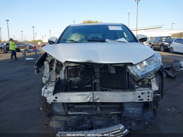 Toyota Highlander Le Plus 2017 5TDZZRFH5HS215395 Image 6