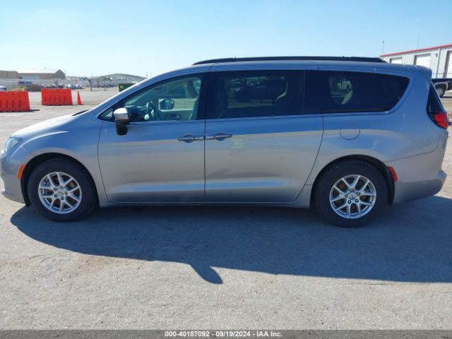 2C4RC1DG2MR588166 Chrysler Voyager Lxi