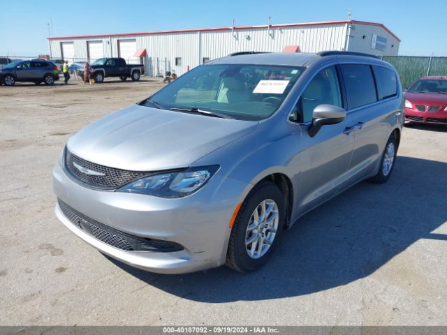 2C4RC1DG2MR588166 Chrysler Voyager Lxi