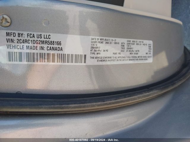 2C4RC1DG2MR588166 Chrysler Voyager Lxi