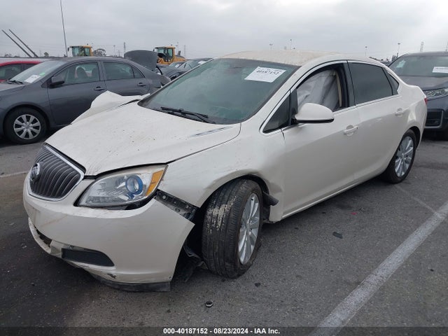 1G4PP5SKXG4130873 Buick Verano
