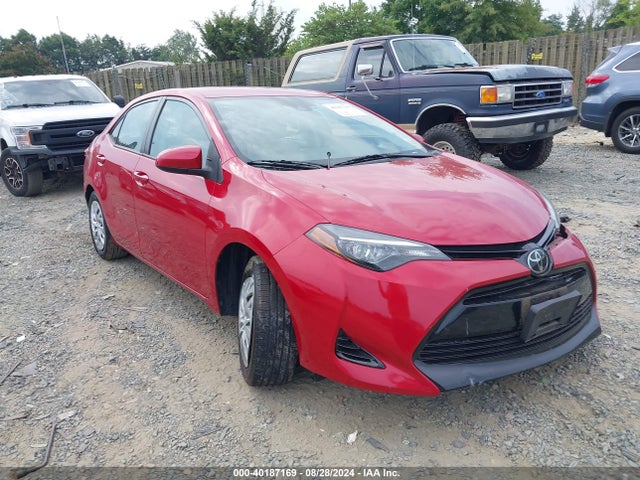 Toyota COROLLA LE 2017 2T1BURHE4HC962188 головне зображення
