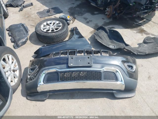 1C4RJFBG8FC711860 Jeep Grand Cherokee Limited