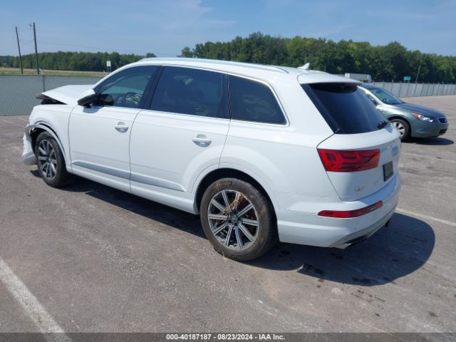 WA1VAAF78HD038894 Audi Q7 3.0t Premium