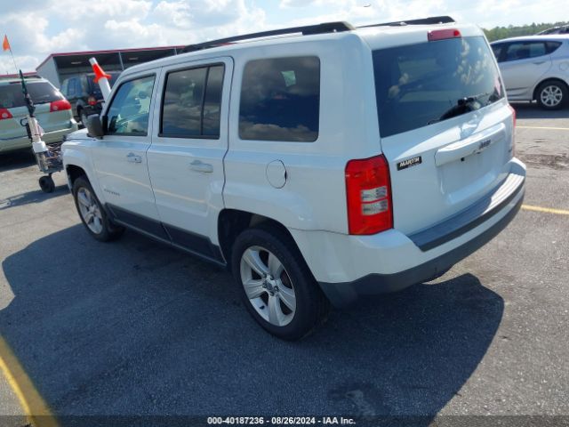 1C4NJPFB2GD528467 Jeep Patriot Latitude