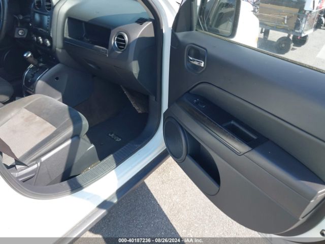 1C4NJPFB2GD528467 Jeep Patriot Latitude