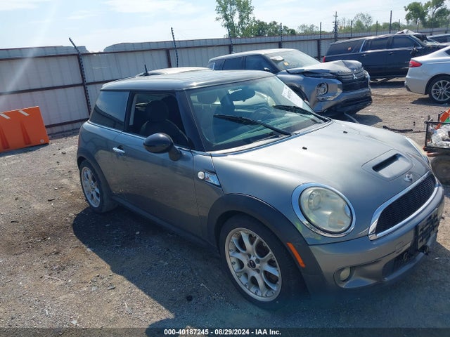 2010 MINI COOPER S WMWMF7C55ATX43864 Photo 0