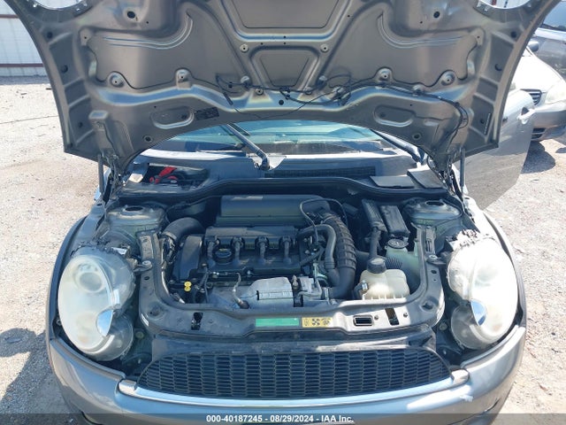 2010 MINI COOPER S WMWMF7C55ATX43864 Photo 9