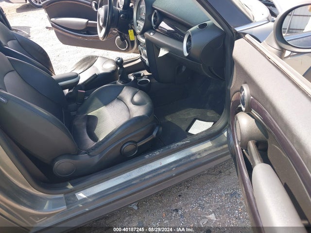 2010 MINI COOPER S WMWMF7C55ATX43864 Photo 4