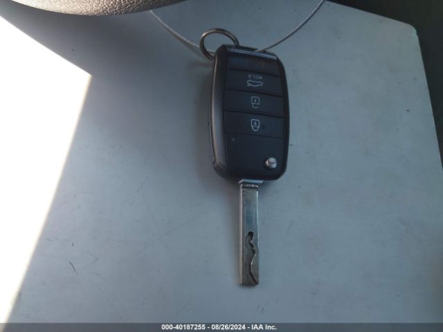 5XXGT4L37GG001612 KIA Optima Lx