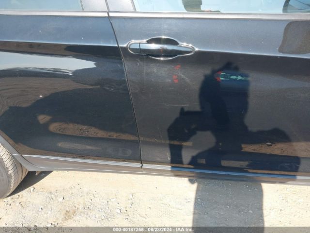 5UXWX9C3XH0T23451 BMW X3 Xdrive28i