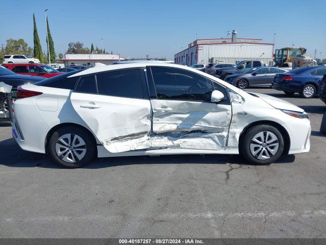 Toyota Prius Prime Premium 2019 JTDKARFP6K3117064 Image 13