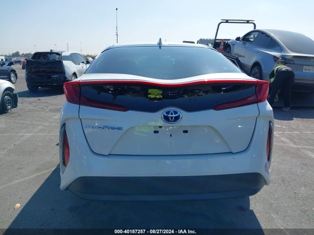Toyota Prius Prime Premium 2019 JTDKARFP6K3117064 Image 16