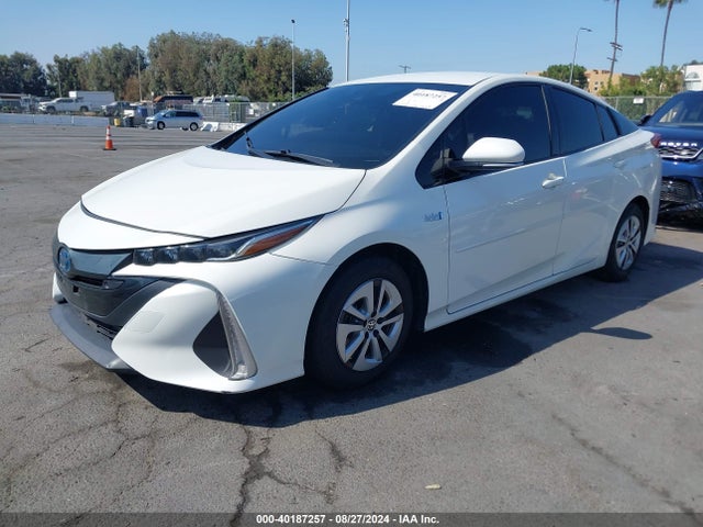 Toyota Prius Prime Premium 2019 JTDKARFP6K3117064 Image 2