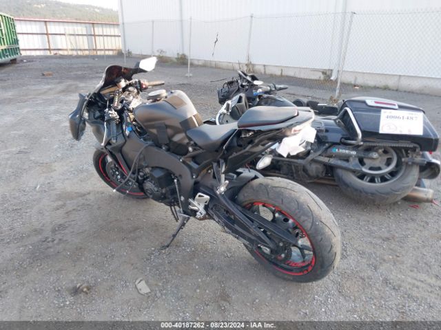 2017 HONDA CBR1000 JH2SC7752HK000793 Photo 2
