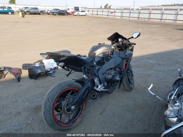2017 HONDA CBR1000 JH2SC7752HK000793 Photo 3