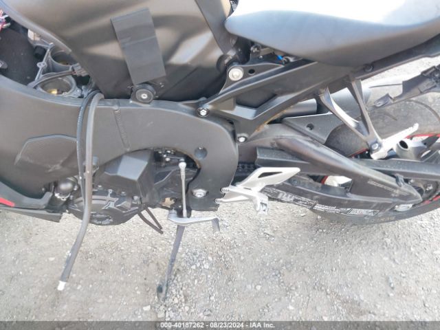 2017 HONDA CBR1000 JH2SC7752HK000793 Photo 8