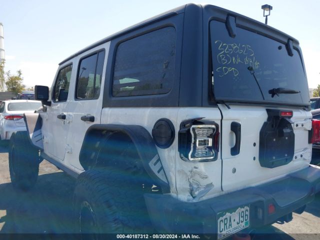 1C4HJXFGXJW166800 Jeep Wrangler Unlimited Rubicon 4x4