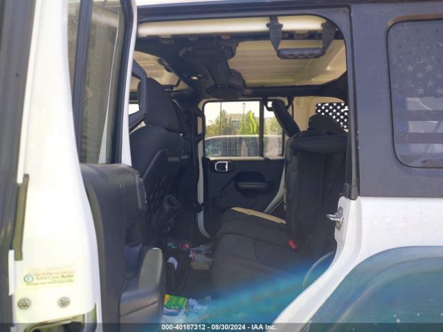 1C4HJXFGXJW166800 Jeep Wrangler Unlimited Rubicon 4x4