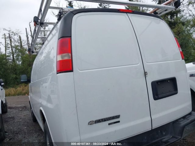 1GCWGFBA9E1121870 Chevrolet Express 2500 Work Van