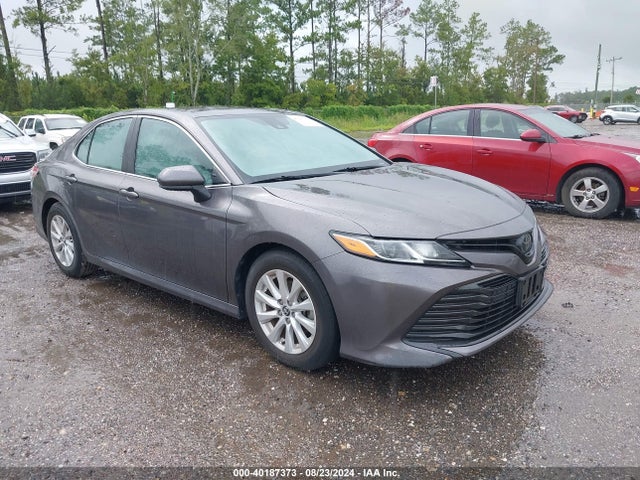 Toyota CAMRY LE 2020 4T1C11AK4LU359277 главное изображение