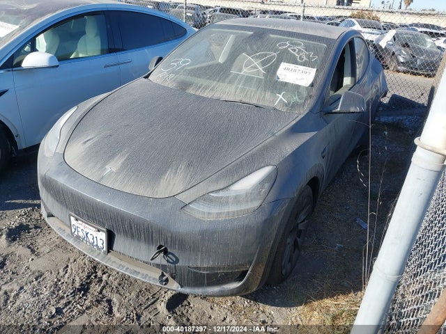2023 TESLA MODEL Y 7SAYGDEE9PA047291 Photo 1
