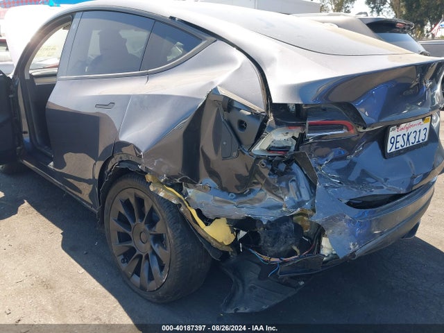 2023 TESLA MODEL Y 7SAYGDEE9PA047291 Photo 5