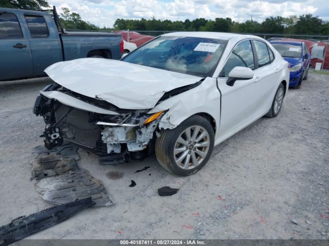 4T1B11HK6JU104810 Toyota CAMRY LE