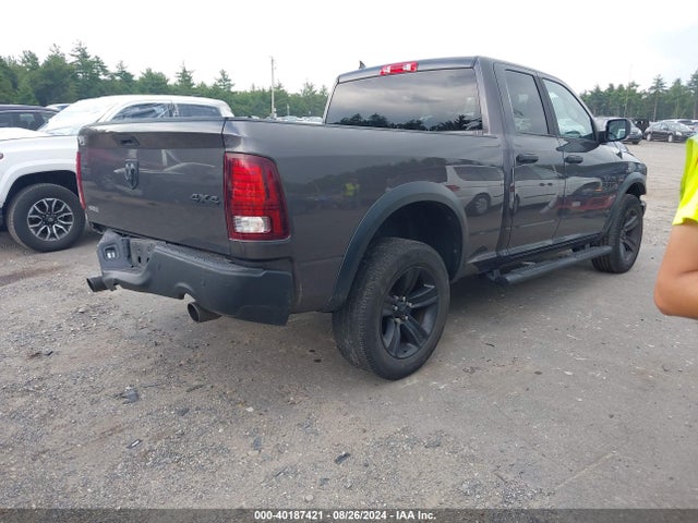 1C6RR7GT4NS161038 RAM 1500 Classic Warlock Quad Cab 4x4 6'4 Box