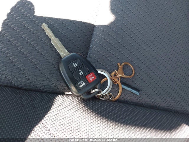 Toyota CAMRY LE 2015 4T4BF1FK4FR455457 Image 11