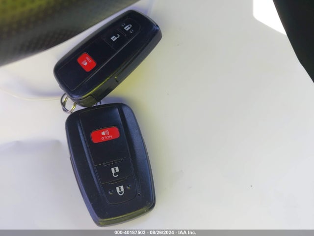 Toyota Rav4 Xle 2020 2T3W1RFV1LC034965 Image 11