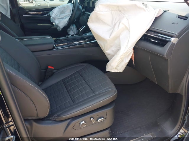 Продажа на аукционе авто 2024 Cadillac Escalade 4wd V-series, vin: 1GYS4HK90RR235525, номер лота: 40187506